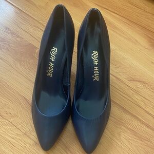 Ruth Haur Elegant Navy Heels